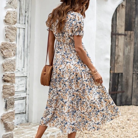 Floral print ruffle hem maxi dress - Picture 6 of 7